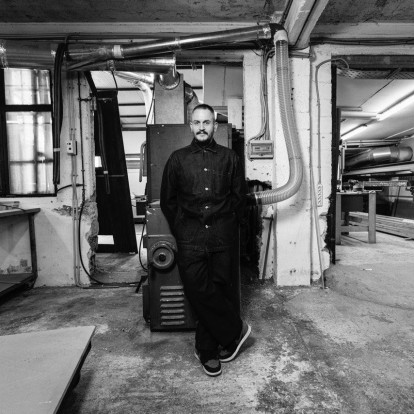 Ένας διάλογος με τον αρχιτέκτονα του Nolan και σύγχρονο storyteller, Μάνο Μπαμπούνη 