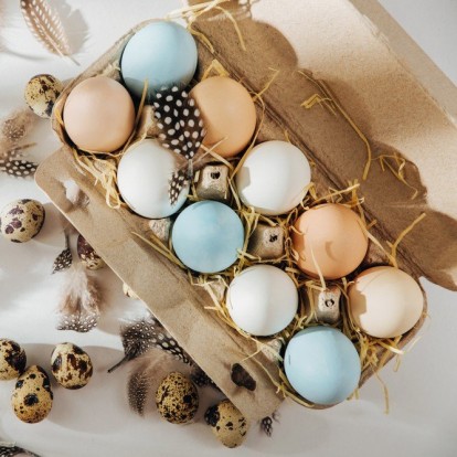 Easter eggs: 5 μοναδικοί τρόποι για να μετατρέψετε τα αυγά σας σε... καμβά