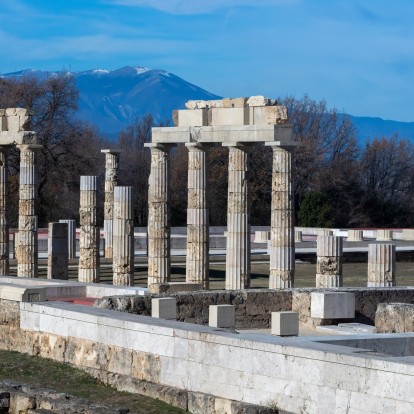 Ποιο ελληνικό μνημείο φιγουράρει στη λίστα 'World’s Greatest Places 2025' του περιοδικού Time;