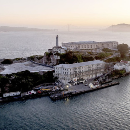 Αλκατράζ: Η ιστορία του «Βράχου» και ο πραγματικός λόγος που θέλει να τον ενεργοποιήσει ξανά ο Donald Trump