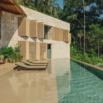 ﻿﻿﻿Casa Angra: Ένα σύγχρονο καταφύγιο στη Βραζιλία ανάμεσα στη ζούγκλα και τον ωκεανό