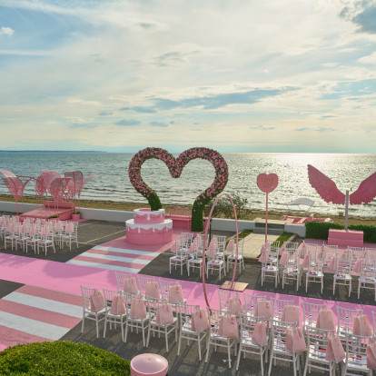 Το Pink Dot Café γιόρτασε 5 χρόνια λειτουργίας με ένα αξέχαστο party