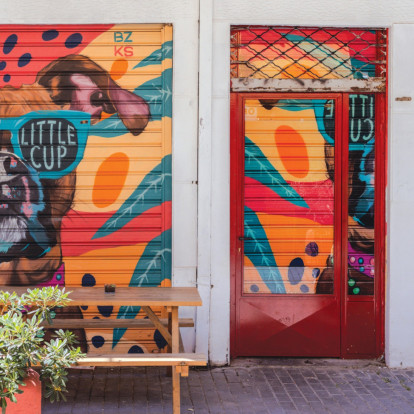 Μία ανανεωμένη γειτονιά στη Θεσσαλονίκη συγκεντρώνει τα πιο hot στέκια για τα οποία όλοι μιλούν αυτή τη στιγμή 