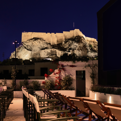 Νύχτες κάτω από τα αστέρια: Οι πιο ατμοσφαιρικοί θερινοί κινηματογράφοι στην Ελλάδα