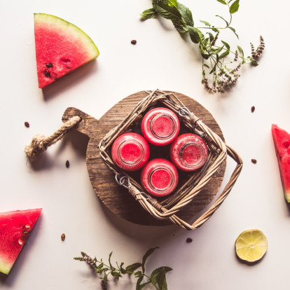 Λατρεύετε το καρπούζι; 4 διαφορετικές συνταγές που δεν πρέπει να λείπουν από το καλοκαιρινό τραπέζι