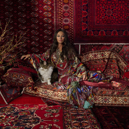 Η δημιουργός Camilla Franks μας διηγείται την πορεία της προς τη κορυφή της παγκόσμιας μόδας 