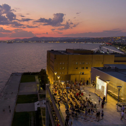 Νύχτες στο Μέγαρο: 5 κορυφαίες ταινίες που θα απολαύσουμε τον Αύγουστο στο «Σινεμά με Θέα»