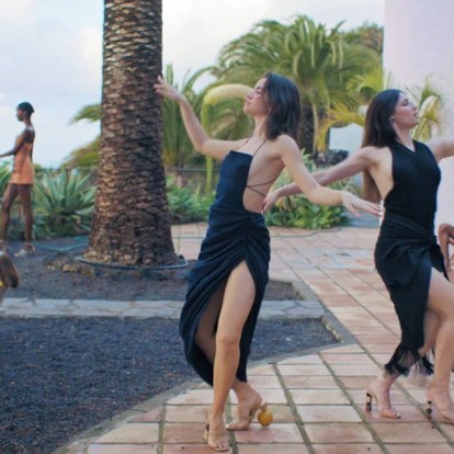 Ένα ταξίδι στην Τενερίφη με οδηγό τον σχεδιαστή Simon Porte Jacquemus 