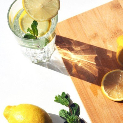 Όλοι οι τρόποι για να επαναφέρετε τη σιλουέτα σας επιστρέφοντας από τις διακοπές χωρίς να πεινάσετε