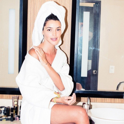 Έτσι θα διατηρήσετε το μαύρισμά σας περισσότερο υιοθετώντας 5 θαυματουργά tips 