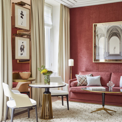 To Four Seasons Hotel στο Μιλάνο απέκτησε νέα μοναδική ταυτότητα με την υπογραφή του δημιουργού Pierre-Yves Rochon