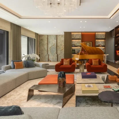 Μαξιμαλιστική πολυτέλεια και σύγχρονος σχεδιασμός χαρακτηρίζουν αυτή τη βίλα στο Dubai