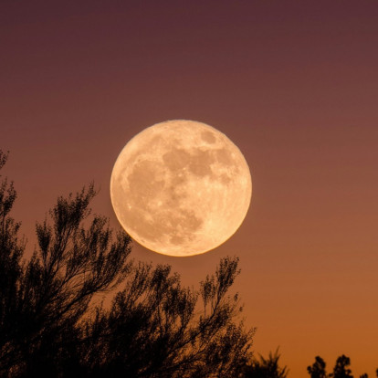Σήμερα η Υπερπανσέληνος του Οκτωβρίου  -Τι είναι και πώς μας επηρεάζει το μοναδικό φαινόμενο;