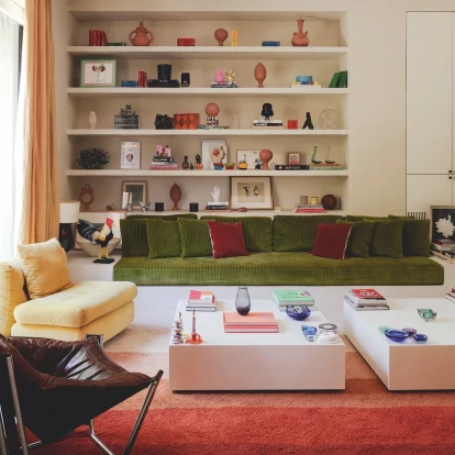 Στην Ισπανία, ένα σπίτι της δεκαετίας του 1950 απέκτησε ζωή και χρώμα