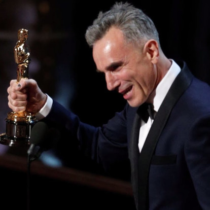 Ο θρυλικός Daniel Day-Lewis επιστρέφει στη μεγάλη οθόνη για χάρη του γιου του 