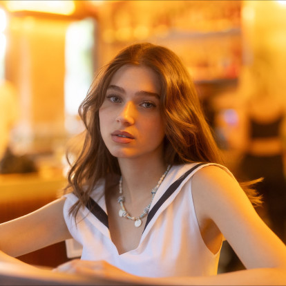 SKG Stories: Η νεαρή ηθοποιός Γεωργία Μεσαρίτη μάς μιλά για την παράσταση «Η Φάλαινα» που επιστρέφει σήμερα στη Θεσσαλονίκη