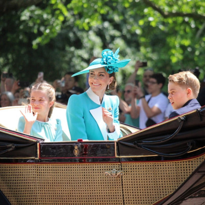 Η Kate κάνει ξανά την έκπληξη και ετοιμάζει τα πιο... απροσδόκητα χριστουγεννιάτικα δώρα για τα παιδιά της