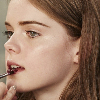 Τα κραγιόν που θα κλέψουν την παράσταση αυτές τις γιορτές 