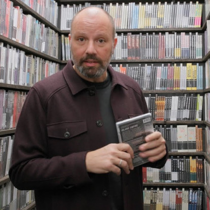 Ο Γιώργος Λάνθιμος διαλέγει τα έργα και τους καλλιτέχνες που έπλασαν την αισθητική του