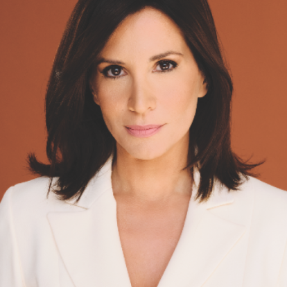 Η Μεγάλη Εικόνα: Η δημοσιογράφος Νίκη Λυμπεράκη αποδεικνύει στο GLOW πόσο σπουδαίο είναι να παραμένεις αληθινός στον χώρο των media