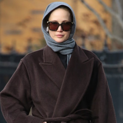 5 updated τρόποι για να φορέσετε το κασκόλ σας όπως οι fashionistas