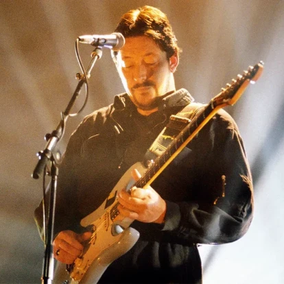 Μια αναδρομή στην καριέρα του θρυλικού Chris Rea που έφυγε από τη ζωή σε ηλικία 74 ετών