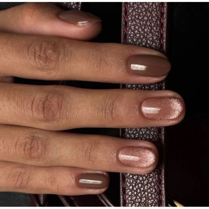 Cat eye nails: Πώς να πετύχετε μόνες σας τη μεγαλύτερη τάση της χρονιάς σαν επαγγελματίας