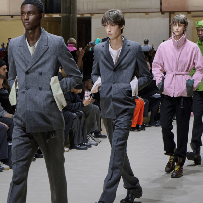 Ο οίκος Prada παρουσίασε τη Fall Winter Menswear συλλογή του για το 2026