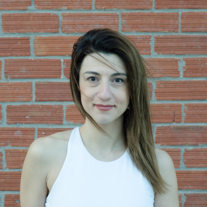 SKG Stories: Η Άννα Μαρία Γάτου, πρωταγωνιστεί στην παράσταση “The Effect”, το βραβευμένο έργο της Βρετανίδας Lucy Prebble με επίκεντρο την ψυχική υγεία και τον έρωτα