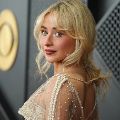 Τα beauty looks που αξίζουν όλη μας την προσοχή από τα φετινά Grammys