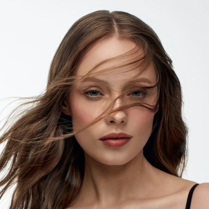 Το Brontë Βlush είναι η πιο ρομαντική τάση στο μακιγιάζ που περιμέναμε καιρό