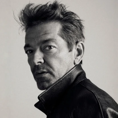 O Pieter Mulier αναλαμβάνει τη θέση του Chief Creative Officer στον οίκο Versace