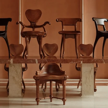 Τώρα μπορείτε να αποκτήσετε τα αυθεντικά σχέδια επίπλων του θρυλικού αρχιτέκτονα Antoni Gaudí