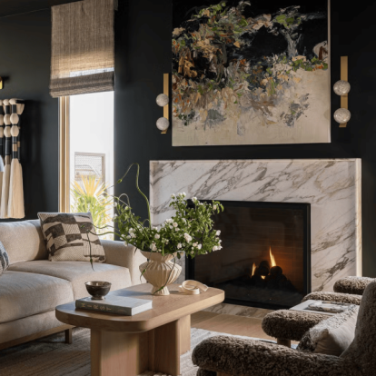 Το σπίτι στην California που χαρακτηρίζεται από φυσικό φως, εκλεπτυσμένα υλικά και γήινες υφές