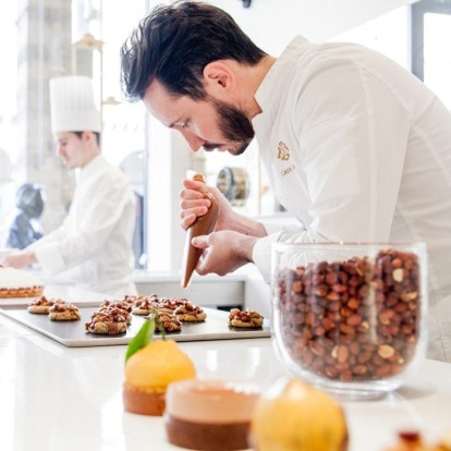 Τα υπέροχα γλυκά του Cedric Grolet έχουν πλέον το δικό τους σπίτι