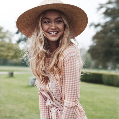 Ανοιξιάτικες εμφανίσεις με αέρα μιας αληθινής celebrity