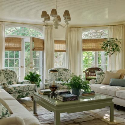 Spring has Sprung: 5 φανταστικές κατοικίες που μας εμπνέουν με την κομψή ανοιξιάτικη διακόσμησή τους