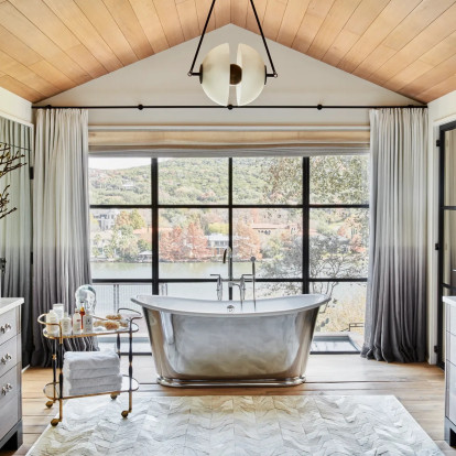 Ανανέωση του μπάνιου on a budget: Έξυπνες λύσεις για ένα κομψό αποτέλεσμα