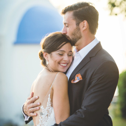 Το photography studio στη Θεσσαλονίκη που προσεγγίζει τη φωτογραφία γάμου και βάπτισης με τον πιο διαχρονικό αλλά και updated τρόπο