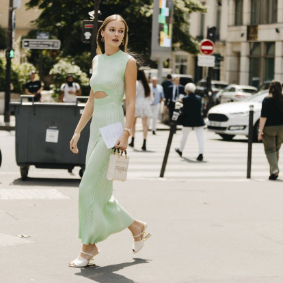 Τα mules που θα γίνουν η μοναδική σας επιλογή στα spring looks σας