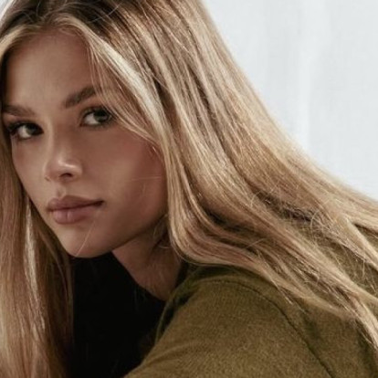 Η old-school θεραπεία που πρέπει οπωσδήποτε να δοκιμάσετε για να προετοιμάσετε τα μαλλιά σας για το καλοκαίρι