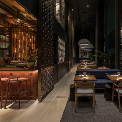 Onuki Athens: Ο Ιαπωνικός μινιμαλισμός συναντά τον Αθηναϊκό παλμό στον νέο γαστρονομικό προορισμό της πρωτεύουσας