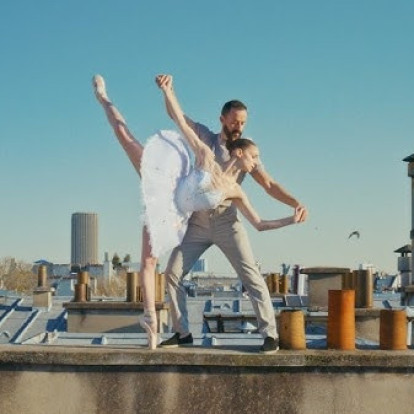 Η θριαμβευτική επιστροφή της Céline Dion στο Παρίσι