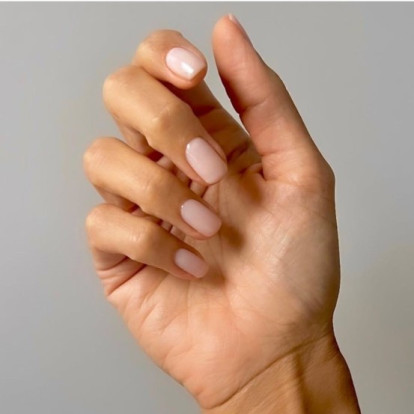 Πώς να «σώσετε» μόνες σας ένα σπασμένο νύχι με τον πιο εύκολο τρόπο;