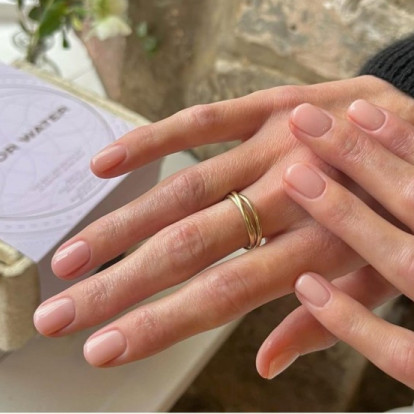 Πώς να «σώσετε» μόνες σας ένα σπασμένο νύχι με τον πιο εύκολο τρόπο;