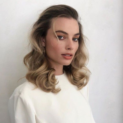 Τα makeup tips που κάνουν τα μπλε μάτια να δείχνουν 5 φορές πιο εντυπωσιακά