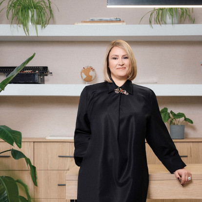 H Όλγα Νικόλτσου μιλά στο GLOW για την εξειδίκευσή της στο conceptual travel και τις μοναδικές ταξιδιωτικές εμπειρίες που προσφέρει