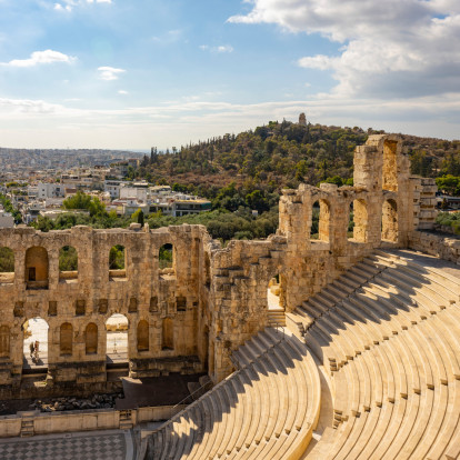 Φεστιβάλ Αθηνών Επιδαύρου 2026: Όσα έρχονται φέτος στο Ωδείο Ηρώδου Αττικού λίγο πριν κλείσει τις πύλες του