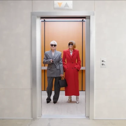 When Miranda Met Anna: Η πιο iconic συνάντηση της μόδας έγινε στο εξώφυλλο της Αμερικανικής Vogue