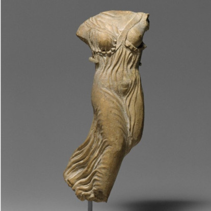 Το Met της Νέας Υόρκης τοποθετεί στο επίκεντρο τη μοναδικότητα του κάθε σώματος μέσα από το μικροσκόπιο της μόδας